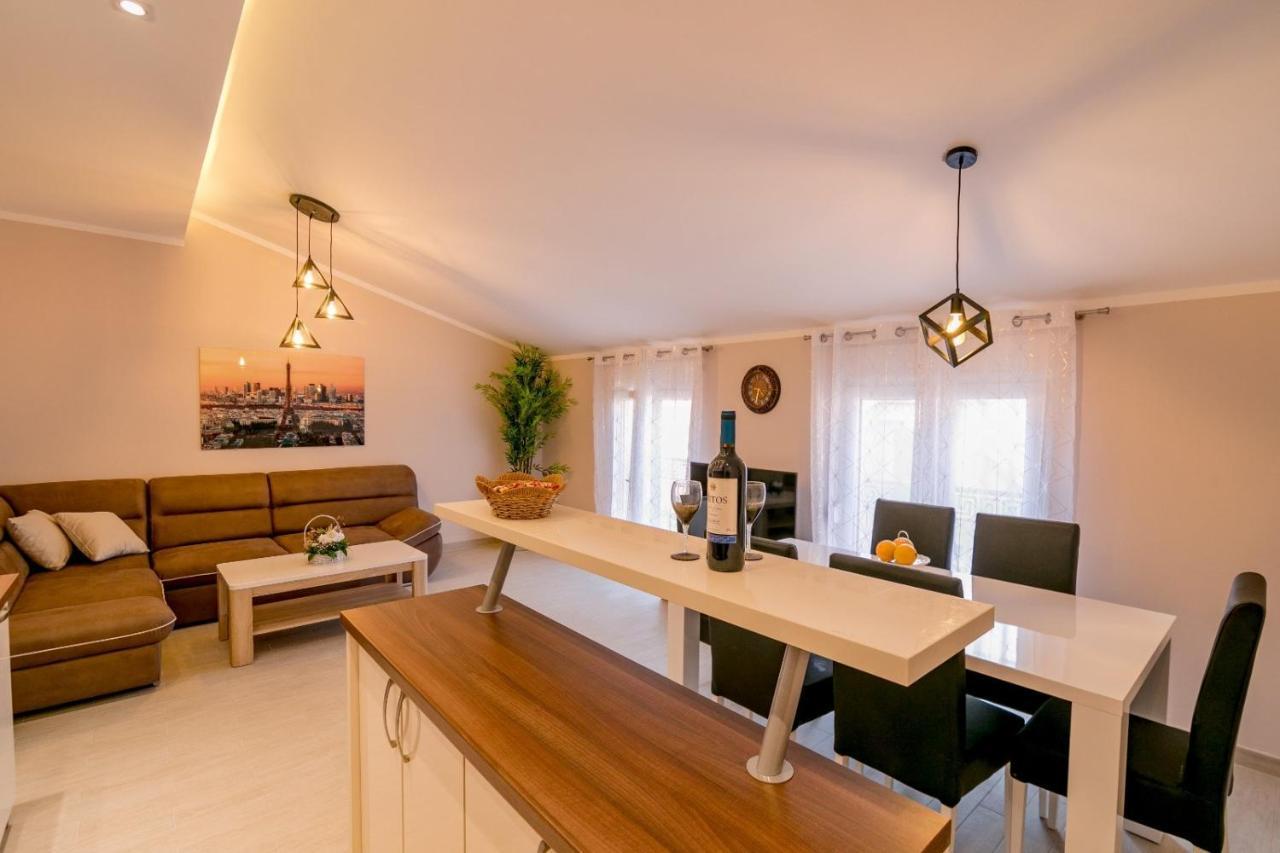 Apartmani Matej Cattaro Esterno foto