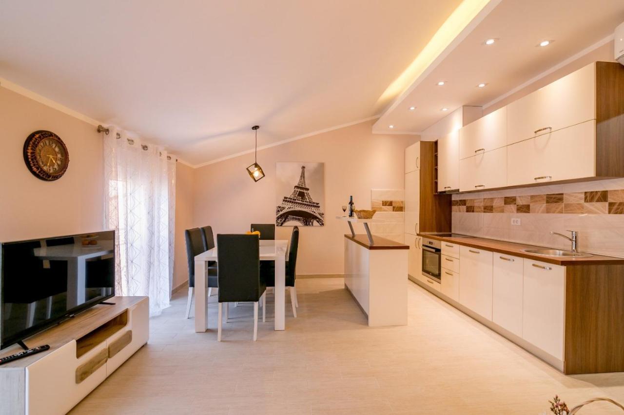 Apartmani Matej Cattaro Esterno foto