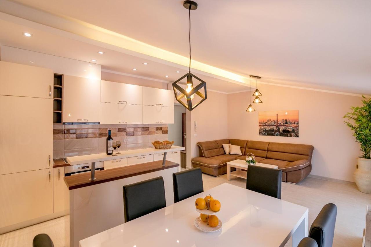 Apartmani Matej Cattaro Esterno foto