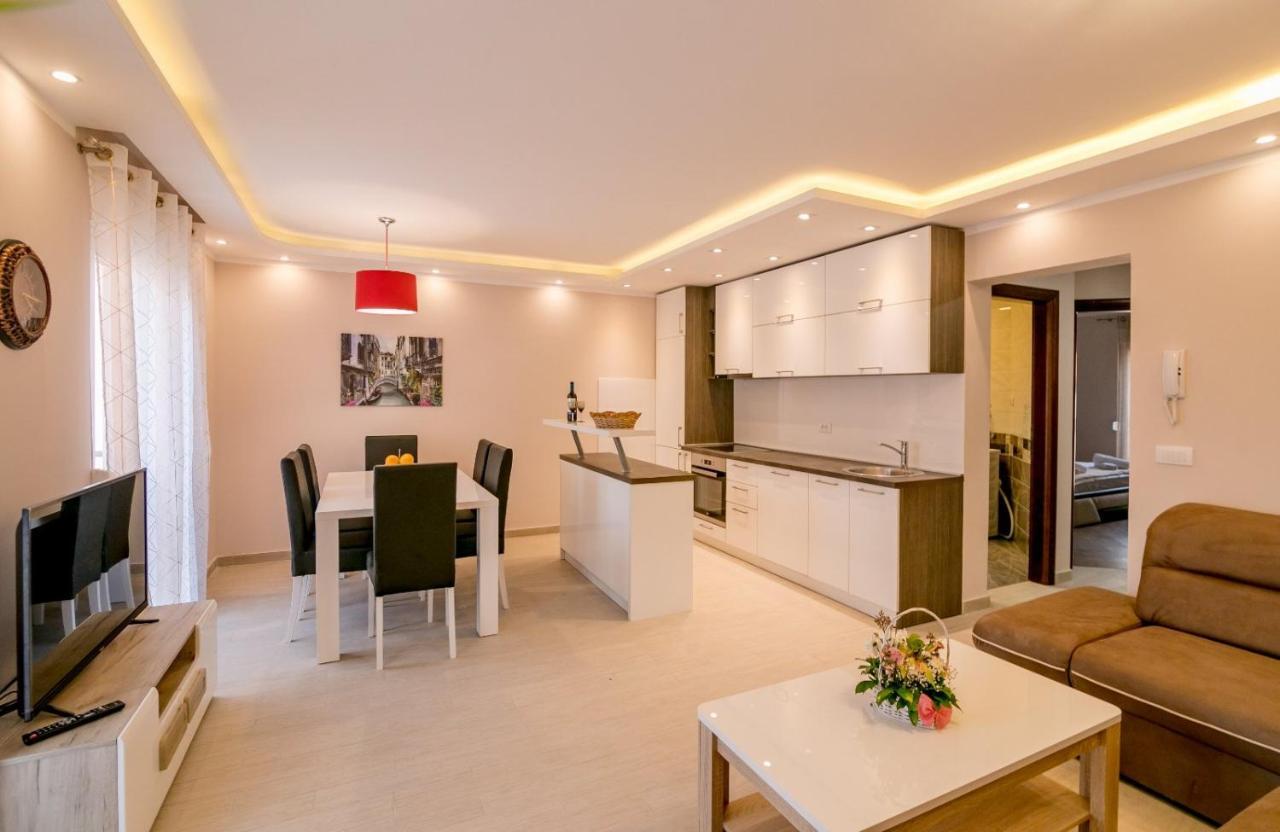 Apartmani Matej Cattaro Esterno foto