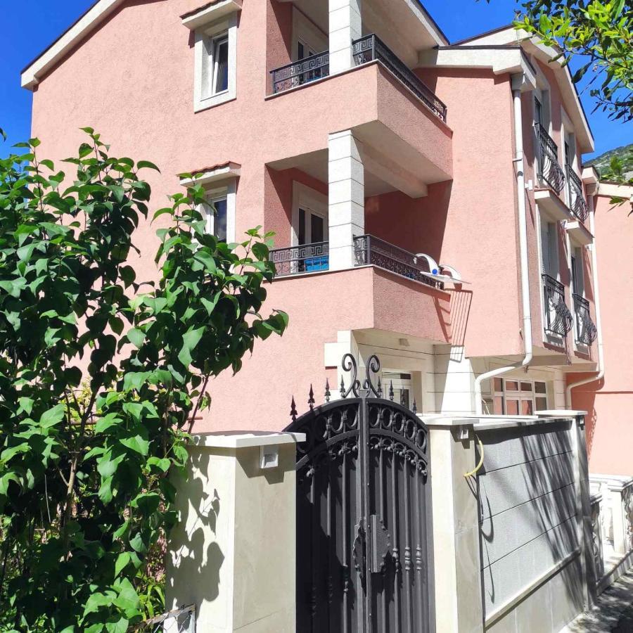 Apartmani Matej Cattaro Esterno foto