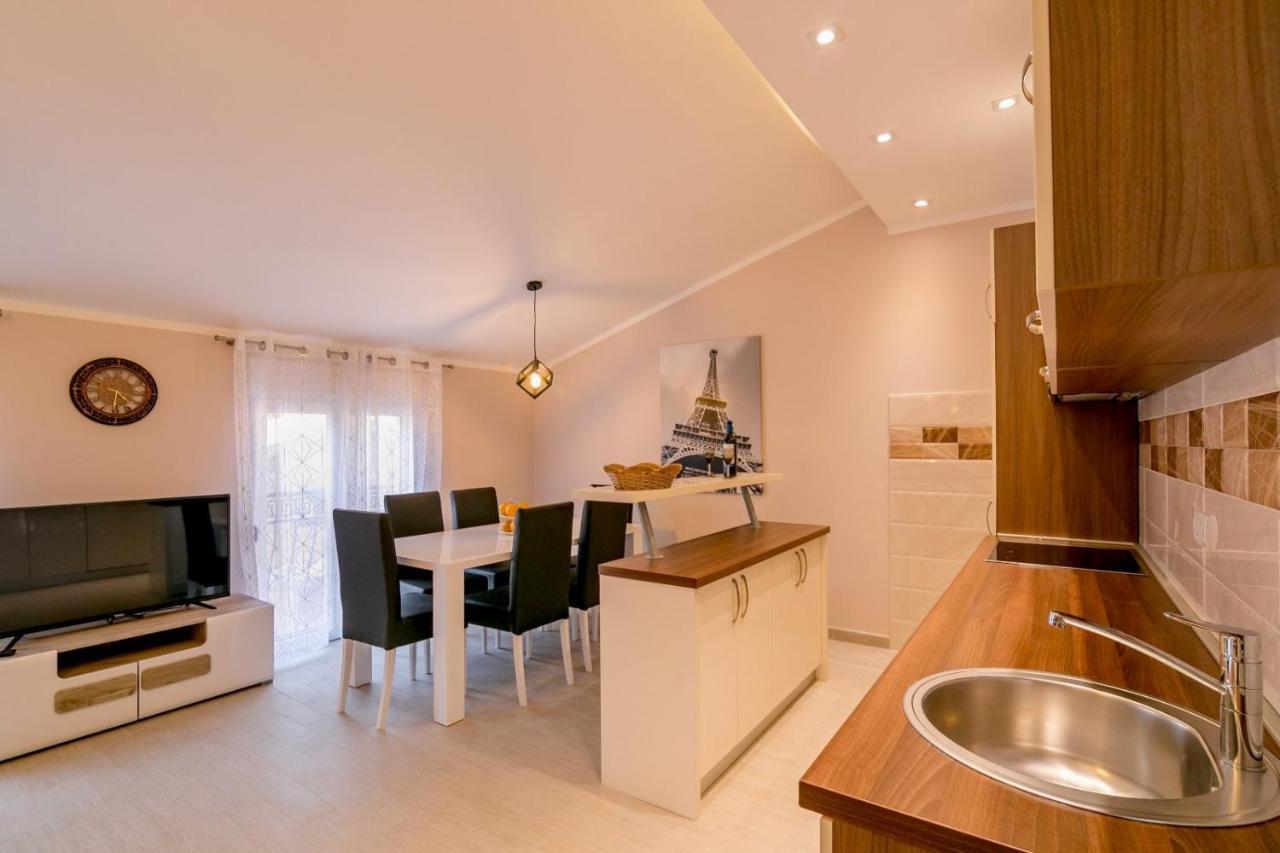 Apartmani Matej Cattaro Esterno foto